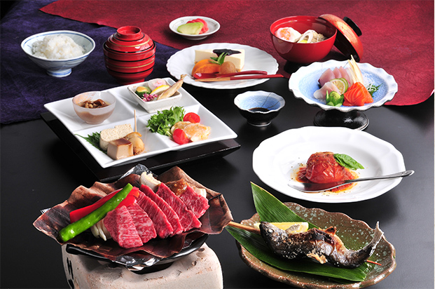 飛騨牛のほおば焼き